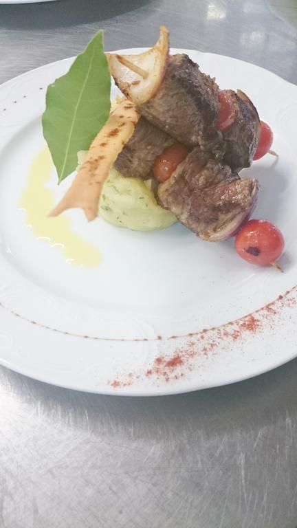 Hotel Restaurant La Verperie Сарла-ла-Канеда Екстериор снимка